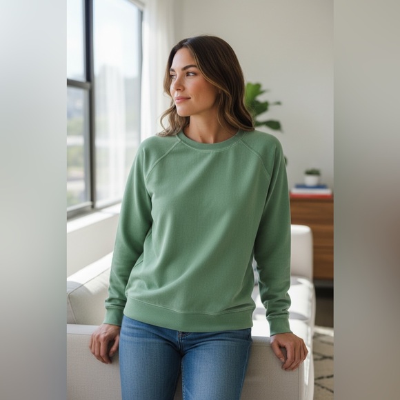 feat Tops - New Unisex hunter green Feat Crewneck sweatshirt